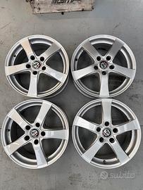 4 Cerchi Lega 16 Pollici Alfa Giulietta Fiat 500X 