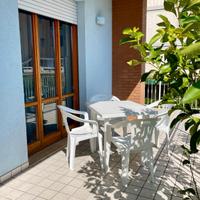 Trilocale a 150 m dal mare con posto auto