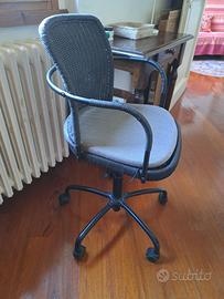 Sedia da studio IKEA con ruote