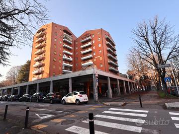 3 LOCALI A REGGIO NELL'EMILIA