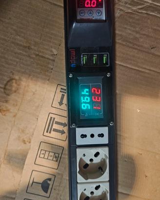 multipresa  voltaggio sinotimer e display digital
