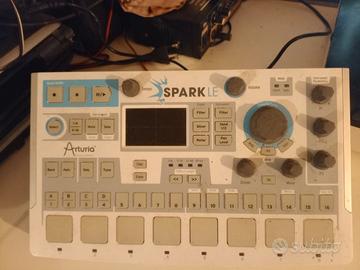 Drum machine Arturia Spark Le