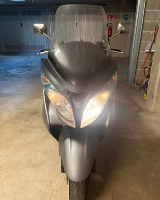 Burgman 400 lux