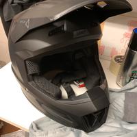 Casco cross LEATT 2.5 v24 stealth