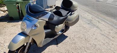Aprilia Scarabeo 500
