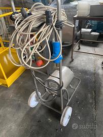 Pompa carrellata per alimenti o vino