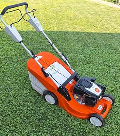 Tagliaerba STIHL + Robot da giardino GARDENA