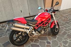 Ducati Monster S2R 1000