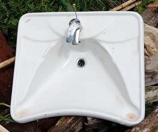 lavabo bagno disabili