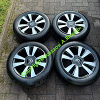Cerchi e gomme Citroen c3 anno 2024 Fi