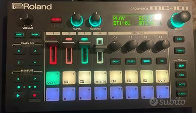 Roland mc 101
