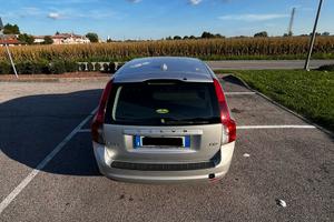 Volvo v50 1.6 d2 polar 115 CV