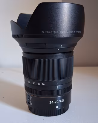 Nikon Z 24-70 f4 S 