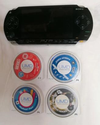 Lotto 4 Giochi PSP + Consolle da aggiustare 