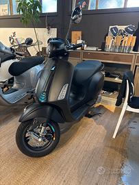 Vespa primavera S