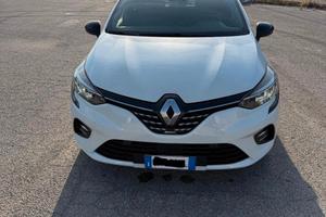 auto clio E-tech hybrida intens 