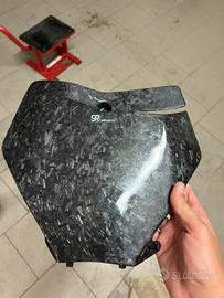 piatta per moto carbonio forgiato