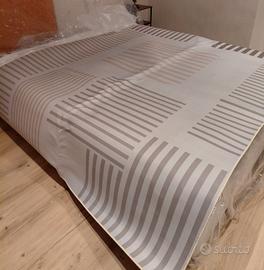 tappeto nuovo 240x300