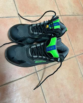 Scarpe antiinforunistica sparco