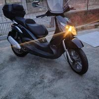 Moto scooter Piaggio Beverly 250