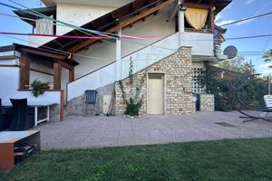 3 LOCALI A VILLAPIANA