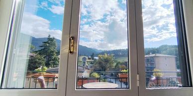 Appartamento di 123 m² con 4 locali e box auto a S
