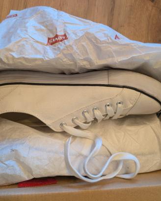 sneakers Levi's modello Classic bianco