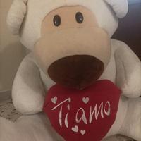 orso con cuore innamorati