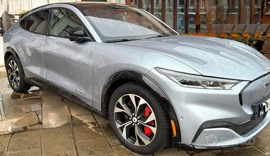 Mustang MachE AWD Premium  Standard Range