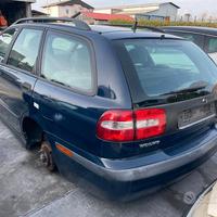 Ricambi usati per Volvo V40 1.9 D '04 B4184s2
