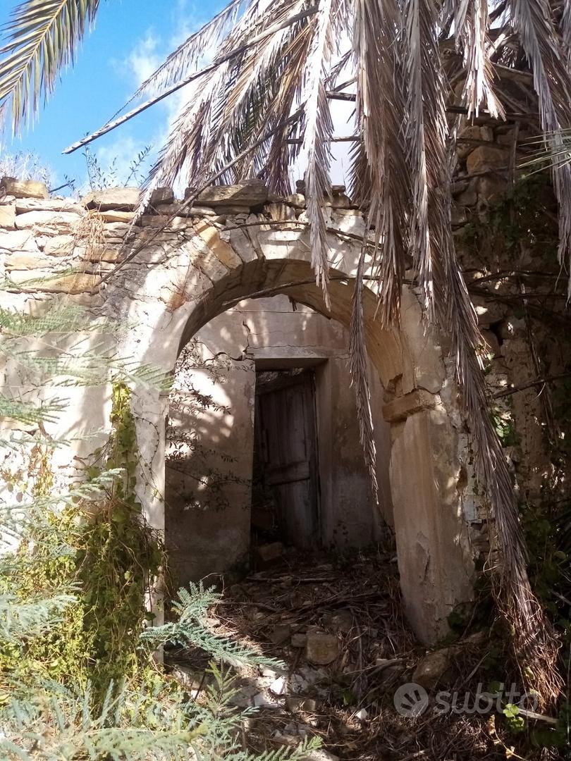 Terreno con rudere a Suelli - Vista 3