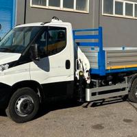 Iveco Daily 60 C 15 con Ribaltabile e Gru