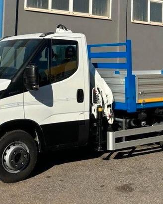 Iveco Daily 60 C 15 con Ribaltabile e Gru