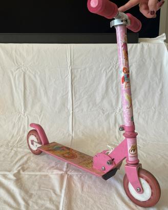 monopattino bambina Winx