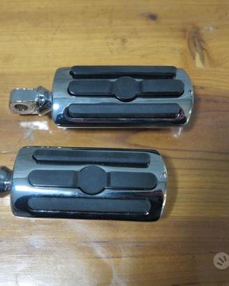 Pedane aftermarket per Harley Davidson