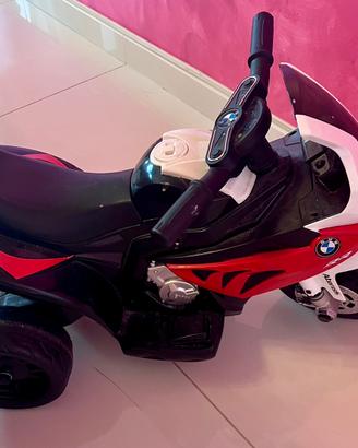 Moto bmw per bambini a batteria