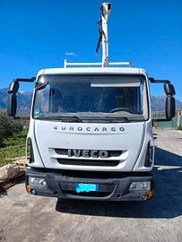 Iveco Eurocargo 80/22 con gru e ribaltabile