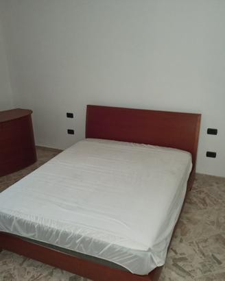 Letto matrimoniale 