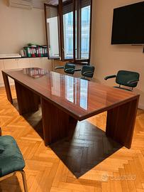TAVOLO DA RIUNIONE IN NOCE CANALETTO  DI DESIGN