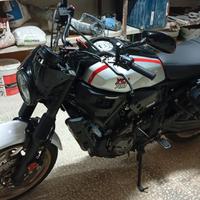 Yamaha xsr 700