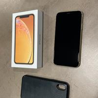 iPhone XR + Box Originale + Cover Spigen Nera