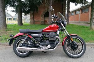 MOTO GUZZI  V9  ROAMER - SOLO 1.300 KM