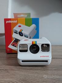 Polaroid Go - Instant Camera 