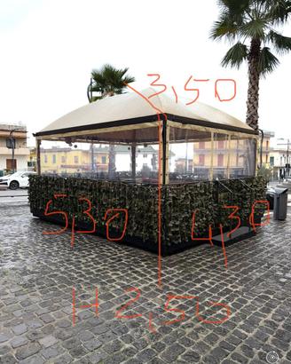 Struttura gazebo professionale sedie e tavoli