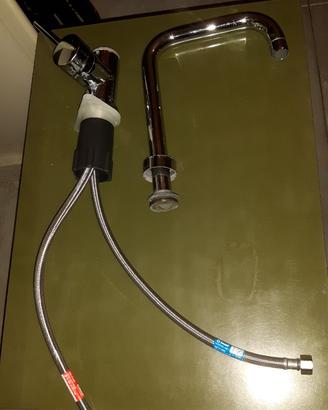 Rubinetto miscelatore cucina cromato