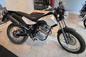 Derbi Cross City 125 Moto alpinismo