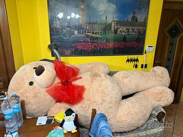 Peluche oros gigabte 260cm decar
