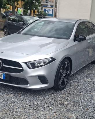 Mercedes-Benz A 180 Classe A - 180 d Sport Night e