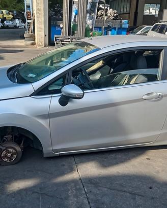 FORD FIESTA 2009 SOLO PER RICAMBI