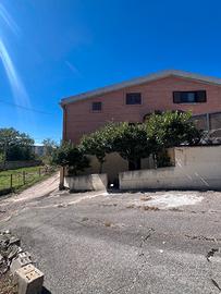 Villa a schiera indipendente